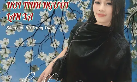 NSƯT Hương Giang thể hiện những ca khúc đi cùng năm tháng