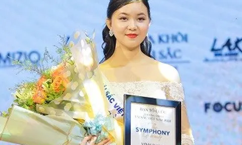 Phạm Khánh Huyền ẵm trọn giải Người đẹp Tài Năng tại Hoa khôi Tài Sắc 2022