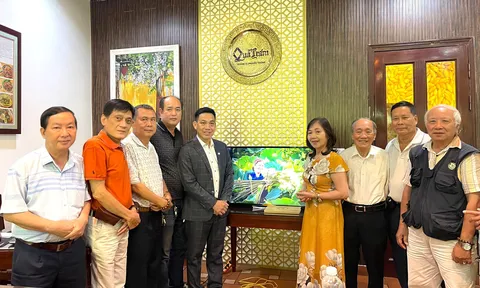 Cuộc thi và triển lãm ảnh “Một thoáng Nông thôn mới Hà Nội” đã lựa chọn được 21 tác phẩm đặc sắc để trao giải và 100 tác phẩm tiêu biểu trưng bày